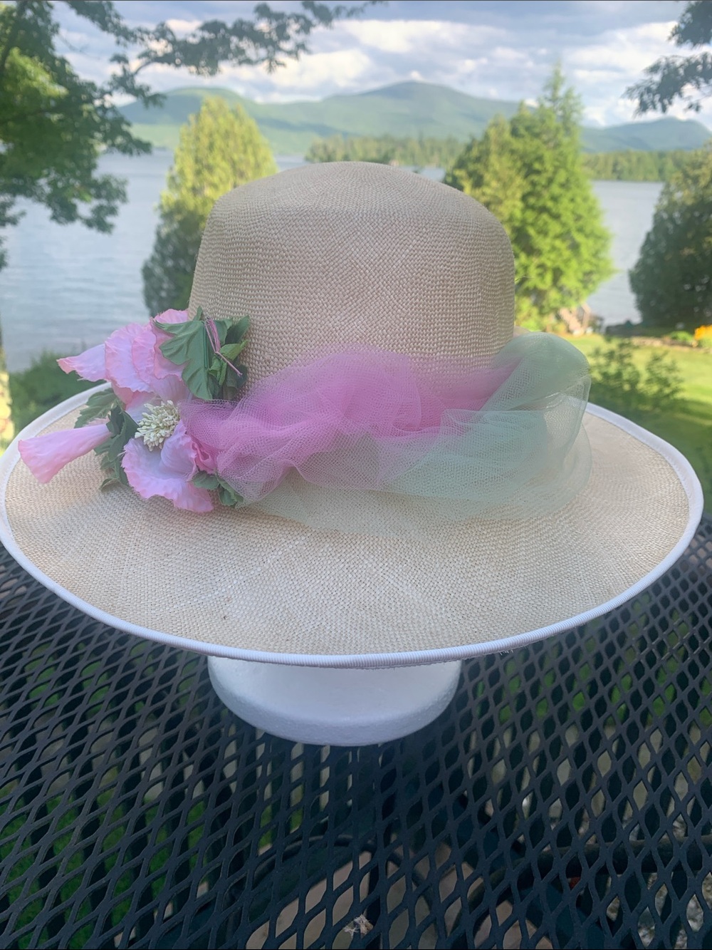 Hoodlums straw hat with green and pink flowers and gauzy ribbon - Picture 2 of 7